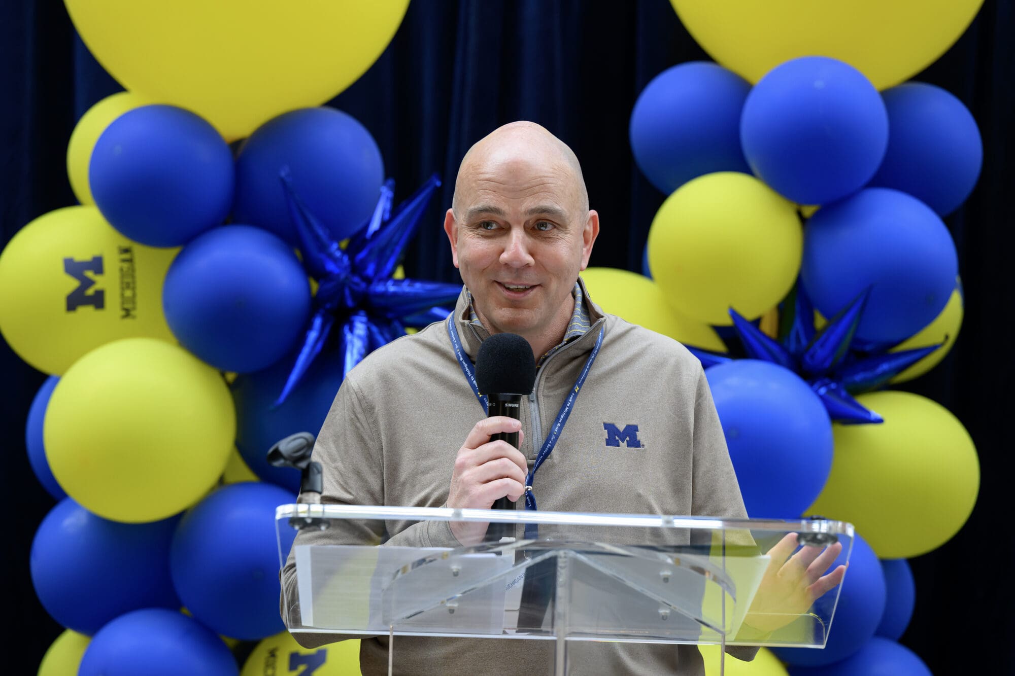 Students cheer for their classmate presenting at at the 2022 Story Lab Showcase
